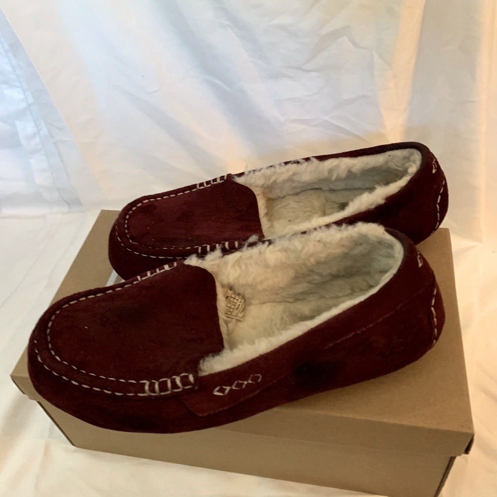 Ugg slip-on plum slippers. Woman’s size 8.
